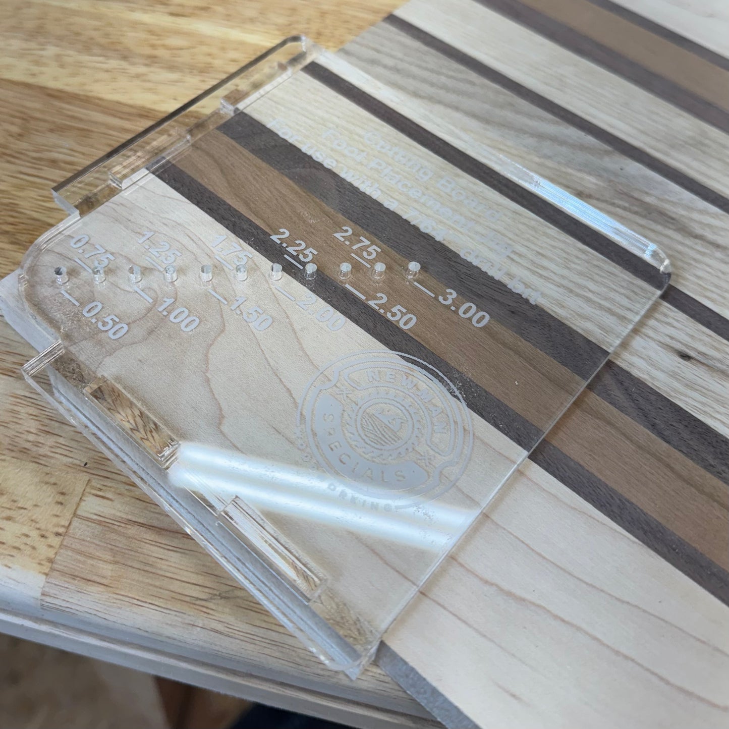 Cutting Board Foot Hole jig